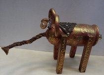 слон шкатулка (2019, смешанная техника, 17x25, арт. 48.2) - 2 200 ₽