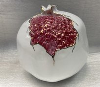 Гранат с зернами (фарфор) (2024, майолика, 11.5x11, арт. 79пФ31005) - 2 300 ₽