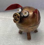 Свинка-шкатулка (2025, смешанная техника, 11x11, арт. 48п37) - 1 900 ₽