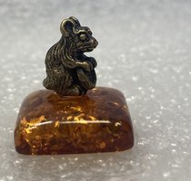 Мышь (2024, бронза,амброид, 2x2, арт. 7ап32) - 320 ₽