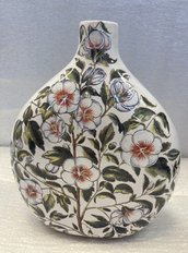 Ваза малая плоская "Лютики" (2025, майолика, 16x13, арт. 79П.Т10121) - 2 300 ₽