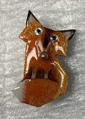 брошь "Лиса" (2026, смешанная техника, 5x3, арт. 48п49) - 550 ₽
