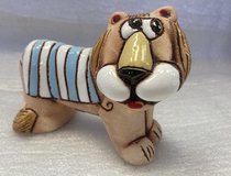 Лев в полосатом купальнике (2025, керамика, 8.5x11, арт. 12п0030) - 900 ₽