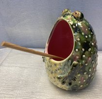 солонка "Лягушка" (2024, керамика, 17x11, арт. 29пх10) - 4 000 ₽